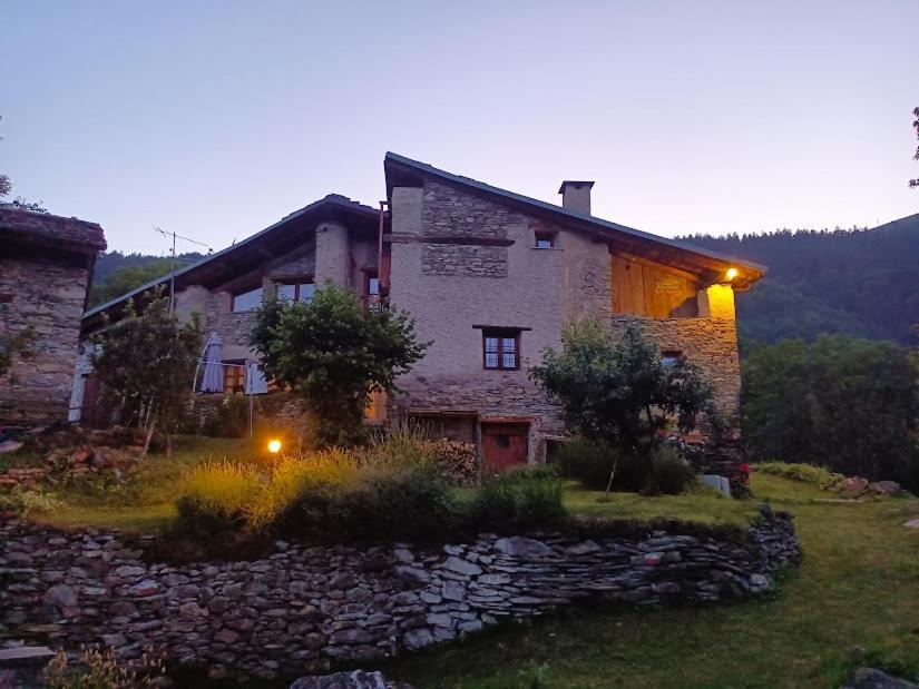 Rota D'Amont Panzió Stroppo Kültér fotó